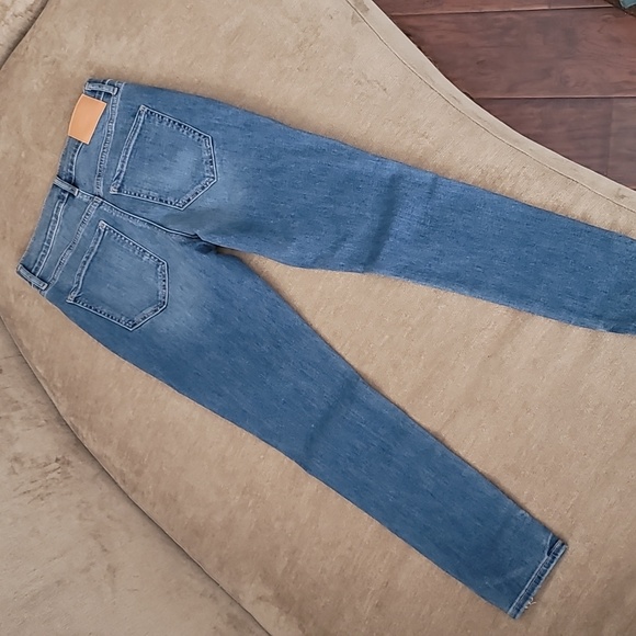 Express Mid Rise Skinny Jeans - Picture 10 of 16
